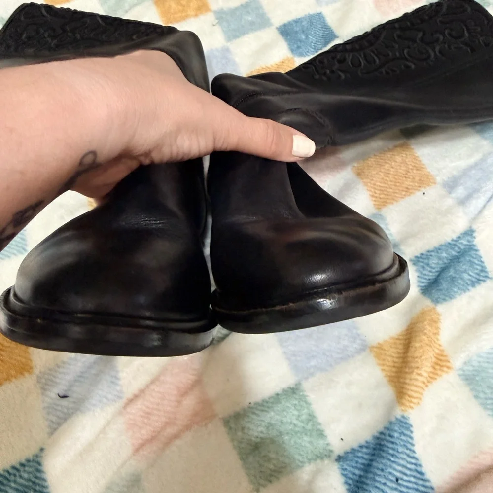 Gianni Bini Leather Boots - Picture 10 of 14